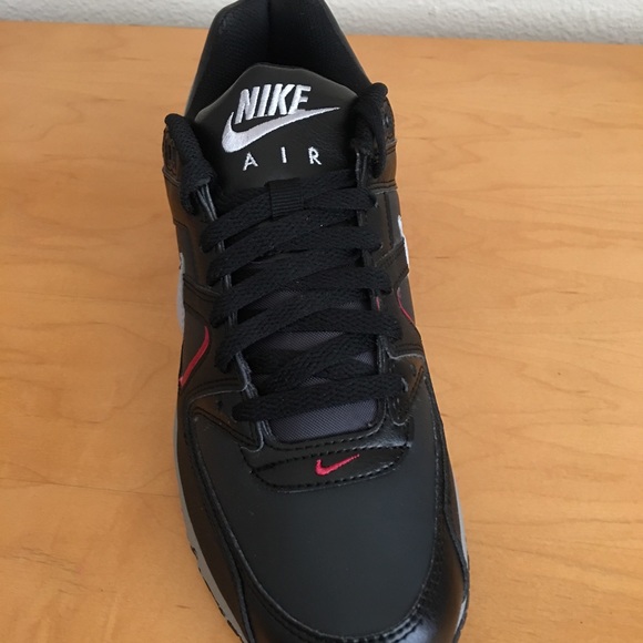 Nike Air Max - Picture 2 of 7